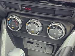 2025 Mazda 2 G15 Evolve