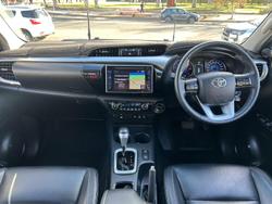 2017 Toyota Hilux SR5 GUN126R 4X4 Dual Range Graphite