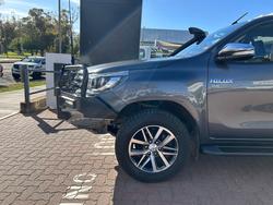 2017 Toyota Hilux SR5 GUN126R 4X4 Dual Range Graphite