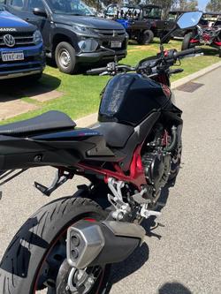 2023 Honda CB750 Hornet CB Black