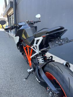 2018 KTM 1290 Super Duke R Super Duke Orange
