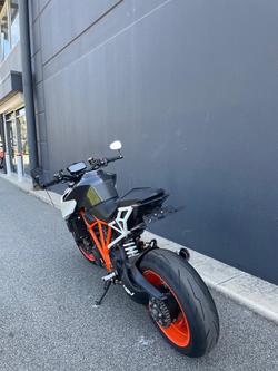 2018 KTM 1290 Super Duke R Super Duke Orange