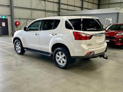 2014 Isuzu MU-X LS-U MY15 4X4 Dual Range Silky White
