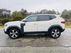 2025 Renault Duster Techno