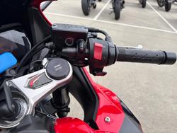 2023 Honda CBR650R Red