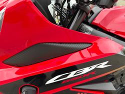 2023 Honda CBR650R Red