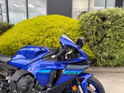 2024 Yamaha YZF-R1 Blue