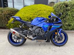 2024 Yamaha YZF-R1 Blue