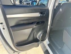 2016 Toyota Hilux SR5