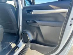 2016 Toyota Hilux SR5