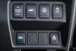 2022 Nissan
X-TRAIL Ti