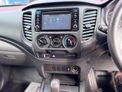 2017 Mitsubishi Triton GLX MQ MY18 4X4 Dual Range White