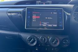 2016 Toyota Hilux SR