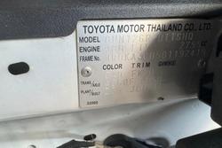 2016 Toyota Hilux SR