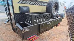 2024 Red Centre Oasis 20 Type B (was $168,990, now $129,990)