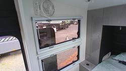 2024 Red Centre Oasis 20 Type B (was $168,990, now $139,990)