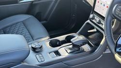 2025 Ford Everest Platinum