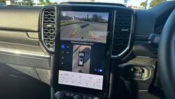 2025 Ford Everest Platinum