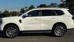 2025 Ford Everest Platinum