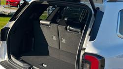 2025 Ford Everest Platinum