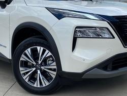 2025 Nissan X-TRAIL ST-L e-POWER