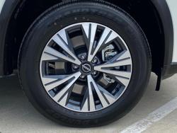 2025 Nissan X-TRAIL ST-L e-POWER