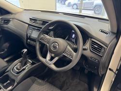 2017 Nissan X-TRAIL ST