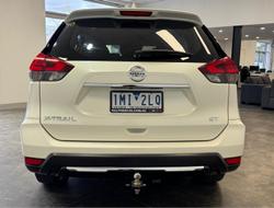 2017 Nissan X-TRAIL ST