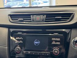 2017 Nissan X-TRAIL ST