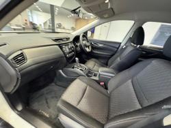 2017 Nissan X-TRAIL ST