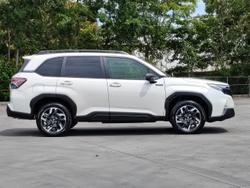 2025 Subaru Forester Hybrid S6 MY26 AWD Crystal White