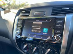 2024 Nissan Navara SL