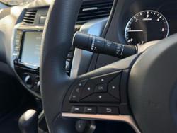 2024 Nissan Navara SL