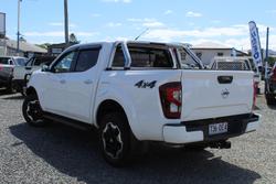 2023 Nissan Navara ST-X