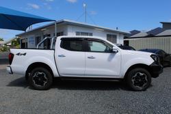 2023 Nissan Navara ST-X