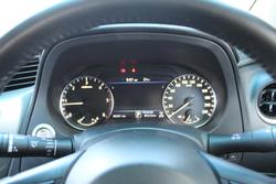 2023 Nissan Navara ST-X