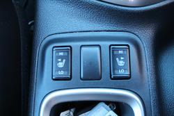 2023 Nissan Navara ST-X