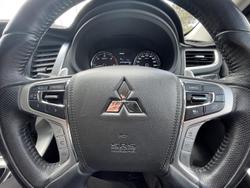 2017 Mitsubishi Pajero Sport Exceed