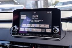 2025 Mitsubishi Outlander ES ZM MY24 White Diamond