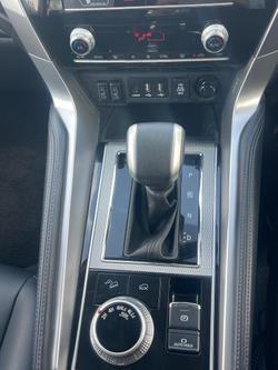 2024 Mitsubishi Pajero Sport Exceed