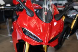 2025 Ducati Panigale V2 S Panigale Red