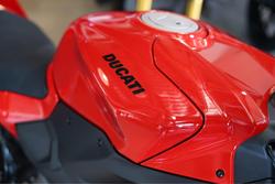 2025 Ducati Panigale V2 S Panigale Red