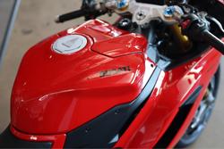 2025 Ducati Panigale V2 S Panigale Red