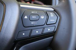 2025 Isuzu MU-X LS-T