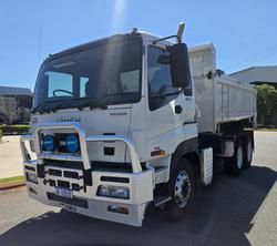 2008 Isuzu Cxz Giga WHITE