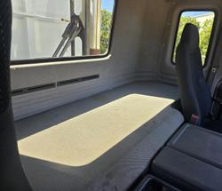 2008 Isuzu Cxz Giga WHITE