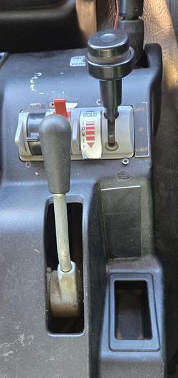 2008 Isuzu Cxz Giga WHITE