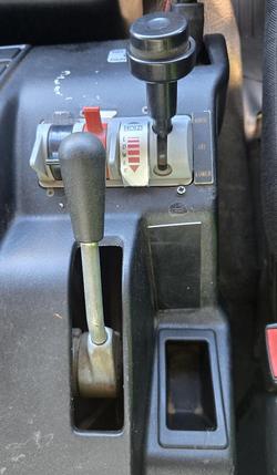 2008 Isuzu Cxz Giga WHITE