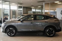 2025 Nissan QASHQAI ST-L