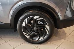 2025 Nissan QASHQAI ST-L